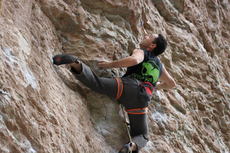 Giuseppe Troso on Tropicana (7b+/7c)