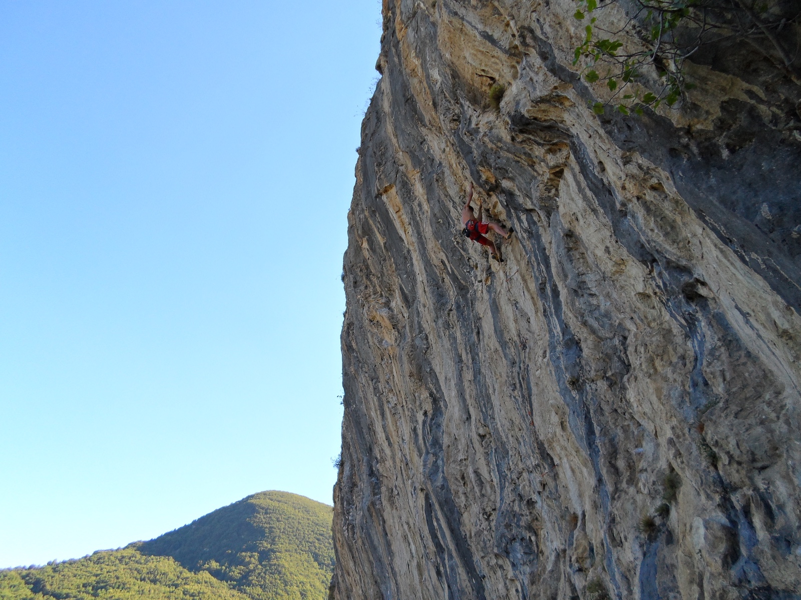 Andrea D'Addazio su Dragon (8a+)