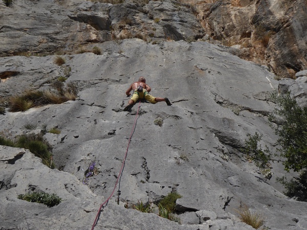 Omis, Renato Bernard, Etienne Bernard