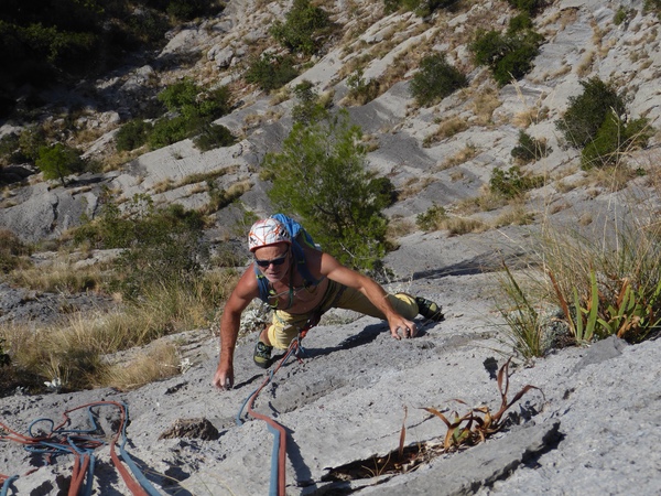 Omis, Renato Bernard, Etienne Bernard