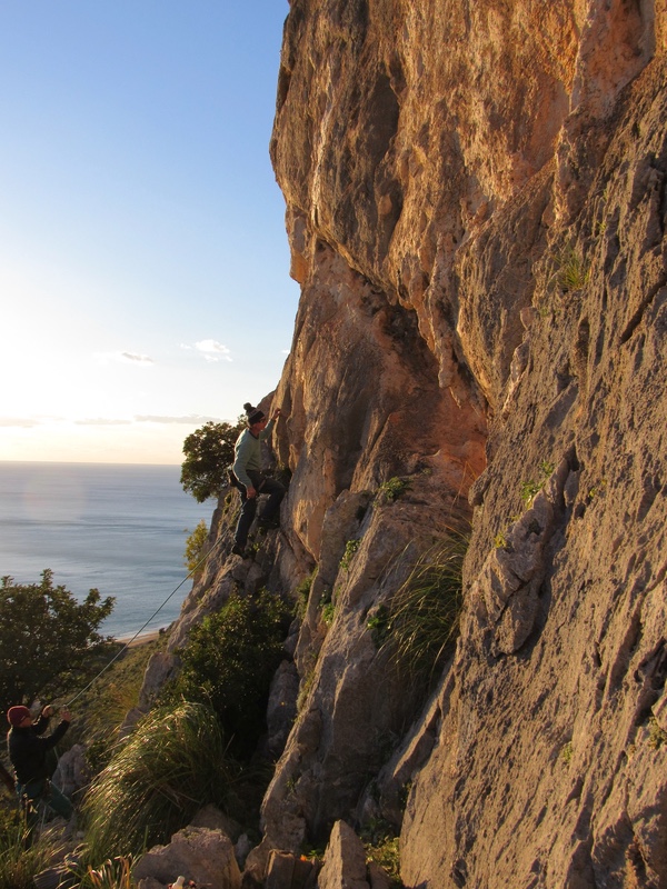 Arrampicare sul mare, al Monte Moneta, Sperlonga