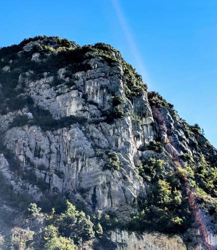 Gola della Rossa: l'accesso alle falesie è vietato per i lavori ferroviari
