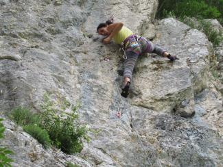 Viviana Smirnoff a Ponze, sulla via Senza Nome (6a)