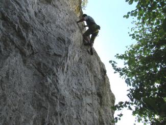 Ermanno Busetti su Svaso ribelle (7a+)