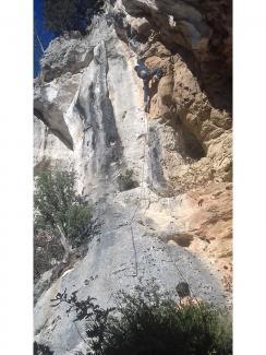 Luigi su Agnus Dei (6a+) alla Domus Aurea